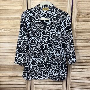 24K Black and White Circle Pattern Blouse Size 16